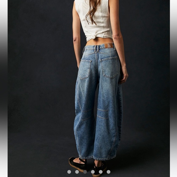 We The Free Good Luck Mid-Rise Barrel Jeans Ultra Light Beam Size 30 Short - Picture 4 of 16